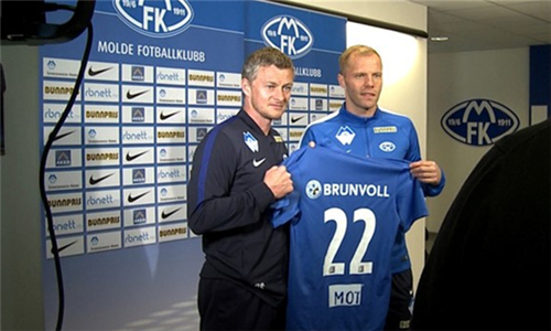 国安客战河内达万替补，据悉球员有小伤在身