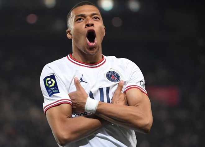 官方：苏格兰裁判沃尔什将执法欧冠第6轮拜仁vs葡体