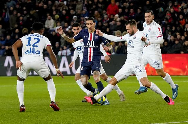 哈登在比赛中超越安东尼，进入NBA历史得分榜前十，成为首位2009届进入前十的球员，距30000分仍需1710分。（哈登超越安东尼跻身NBA历史得分前十，成2009届首人，距3万分还差1710分）