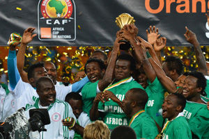 一齐登场！齐达内中国风亮相FC嘉年华，传奇卡重磅揭晓！