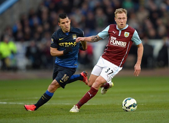 足球巴西名宿点评国足：需要更多年轻力量（巴西足坛名宿评国足：应注入更多年轻血液）