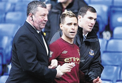 马斯坦托诺：维尼修斯给阿隆索道过歉了，梅西永远是GOAT（马斯坦托诺称维尼修斯已向阿隆索致歉，梅西永远是史上最佳）