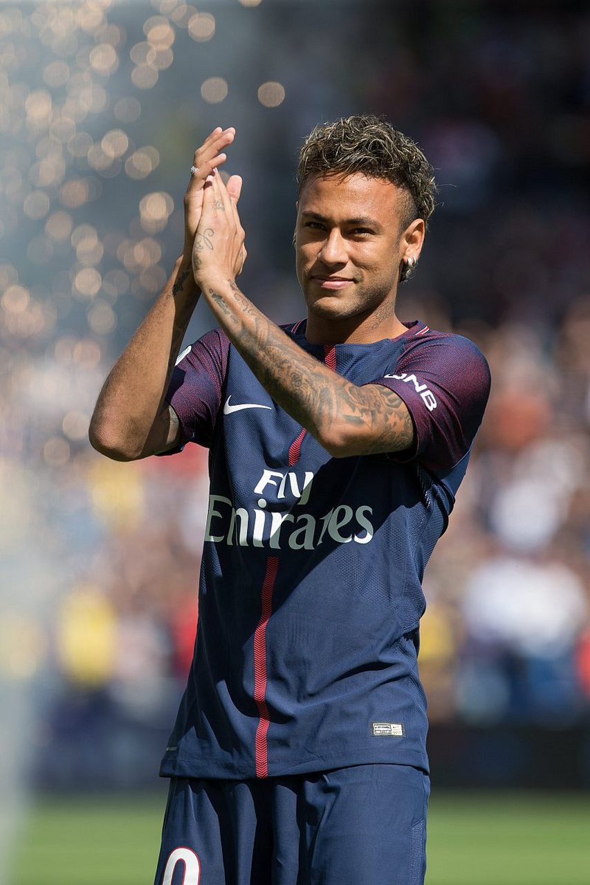 BBC分析为何曼城要塞梅尼奥：带来新进攻方式，瓜帅早相中（BBC解读曼城为何追梅尼奥：或带来全新进攻打法，瓜迪奥拉早已相中）