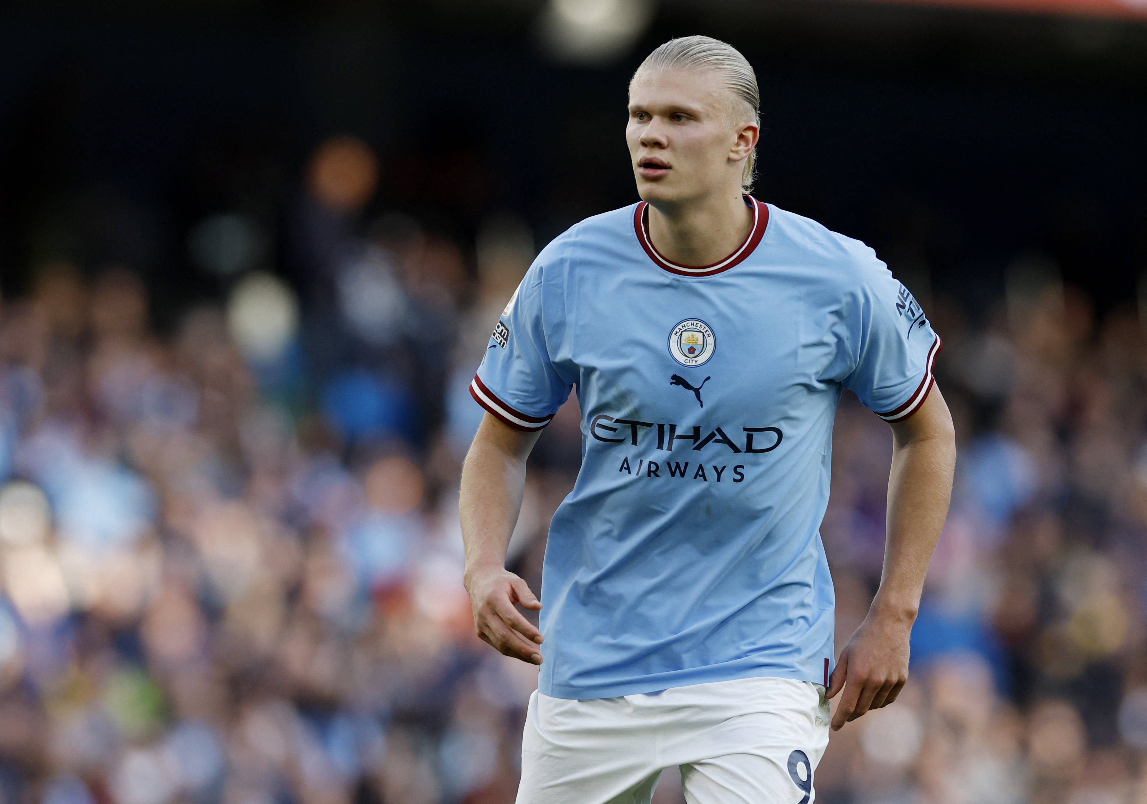 曼联接下来的英超五场大战：与切尔西、利物浦及其他竞争对手的赛程对比（曼联英超未来五战观察：与切尔西、利物浦及诸强赛程对照）