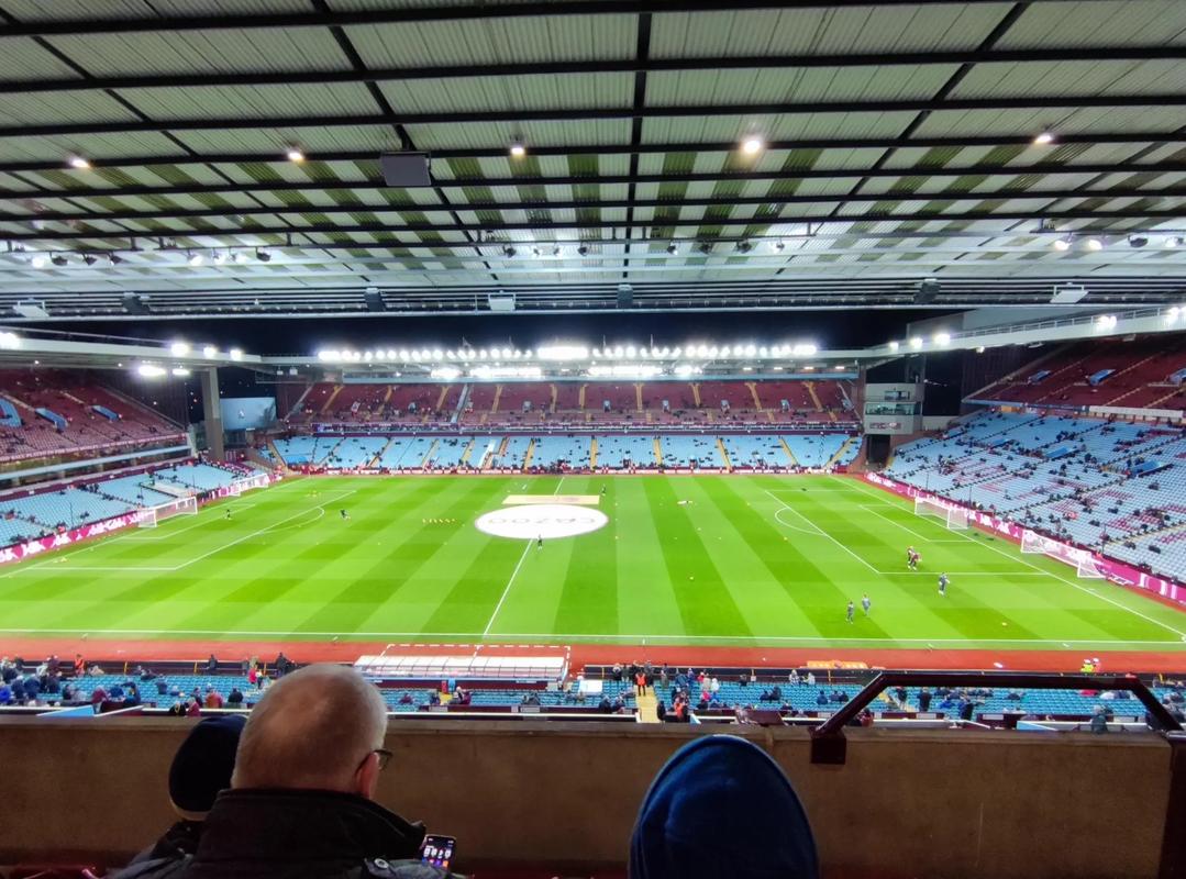 布拉沃：如果我是智利足协主席，我会毫不犹豫地聘请佩工（布拉沃：若我出任智利足协主席，将毫不迟疑聘请佩工执教）