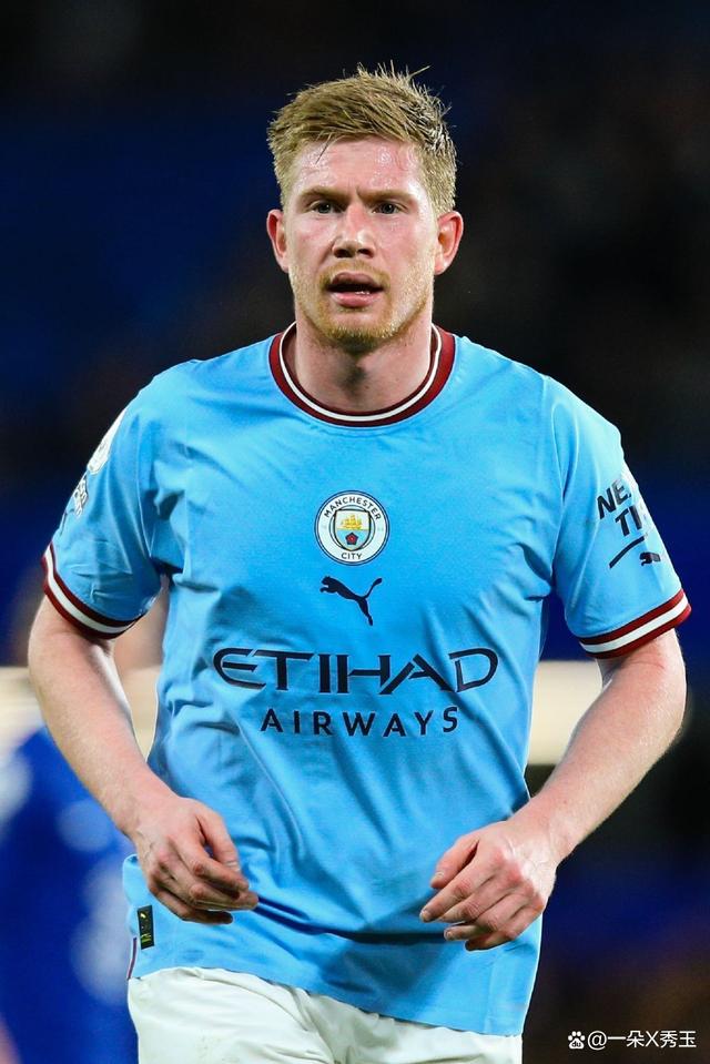 这脚传球是不是开挂？